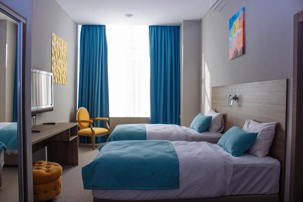 Platinum Hotel Zaporizhia Exterior foto